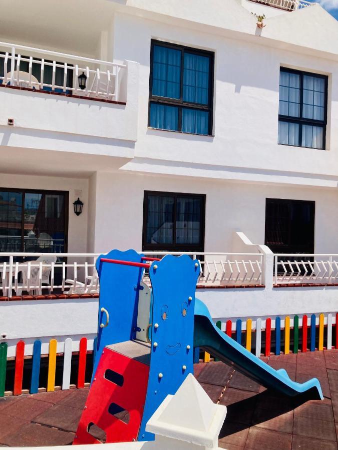 Apartment With Terrace And Pool, Los Cristianos Los Cristianos  Ngoại thất bức ảnh