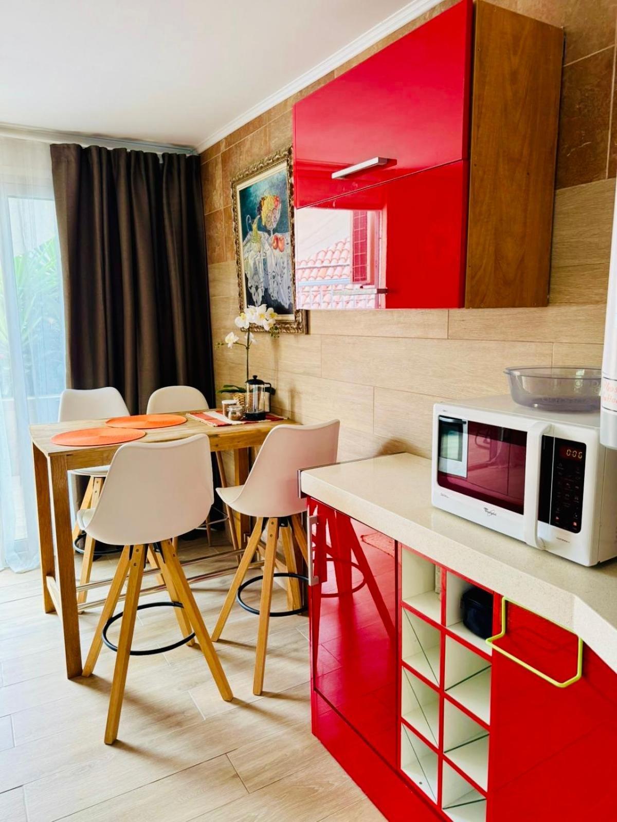 Apartment With Terrace And Pool, Los Cristianos Los Cristianos (Tenerife) Ngoại thất bức ảnh