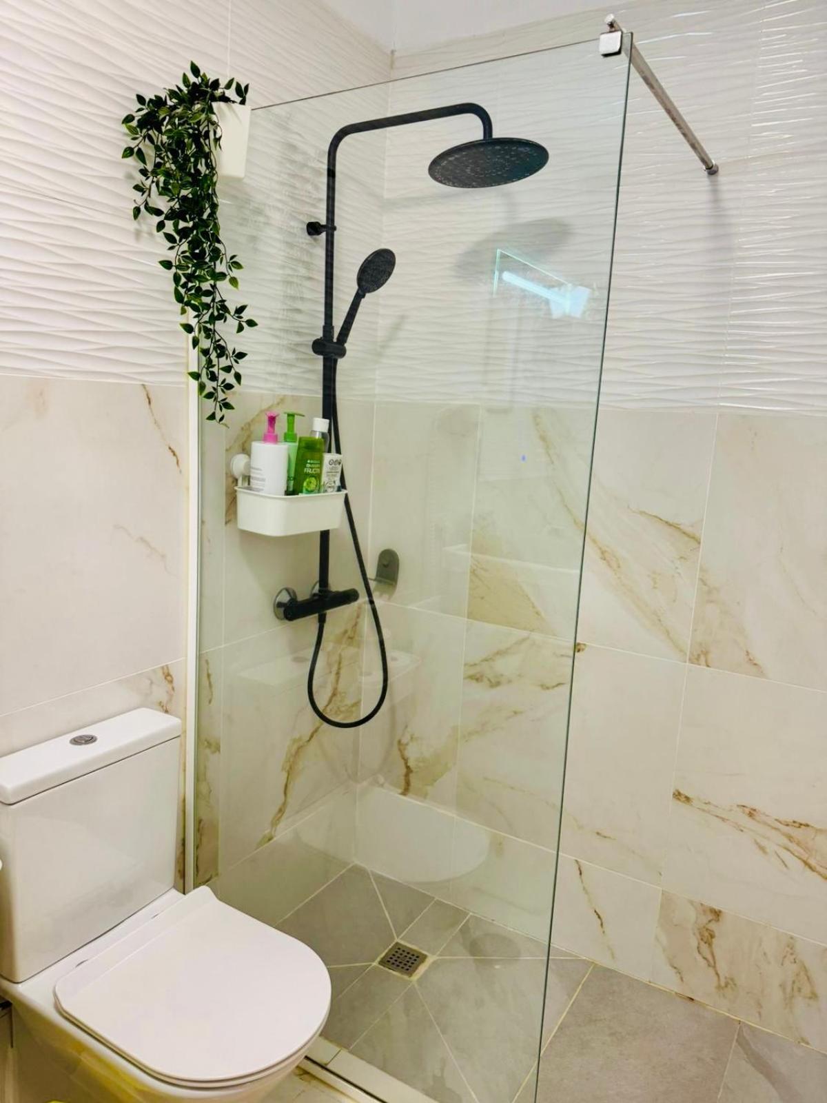 Apartment With Terrace And Pool, Los Cristianos Los Cristianos  Ngoại thất bức ảnh