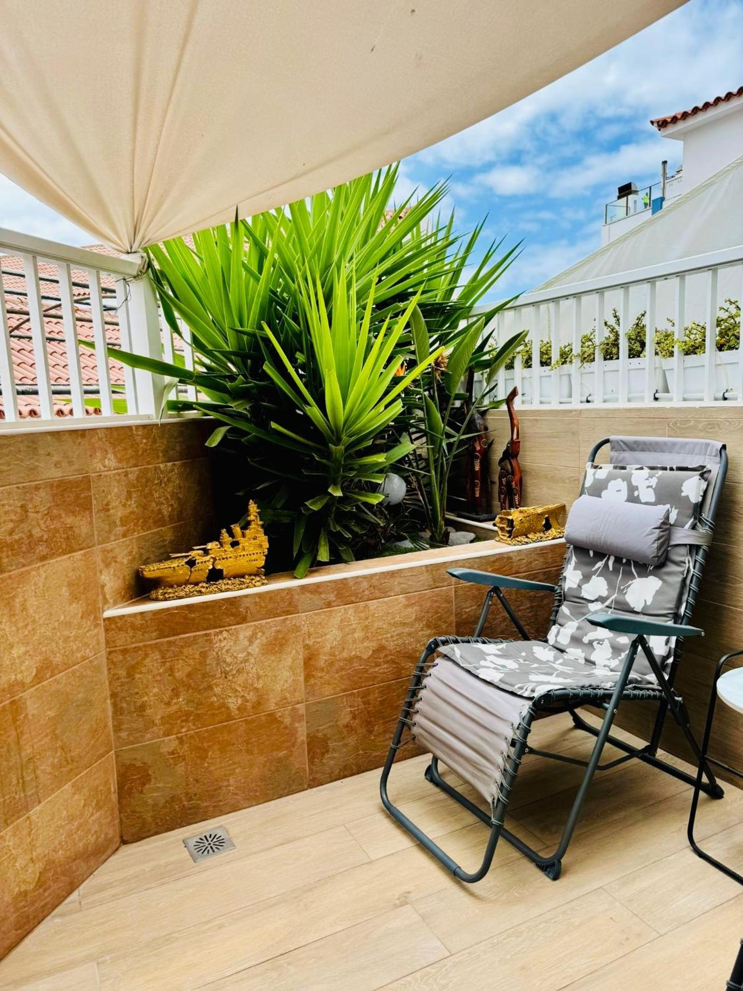 Apartment With Terrace And Pool, Los Cristianos Los Cristianos  Ngoại thất bức ảnh
