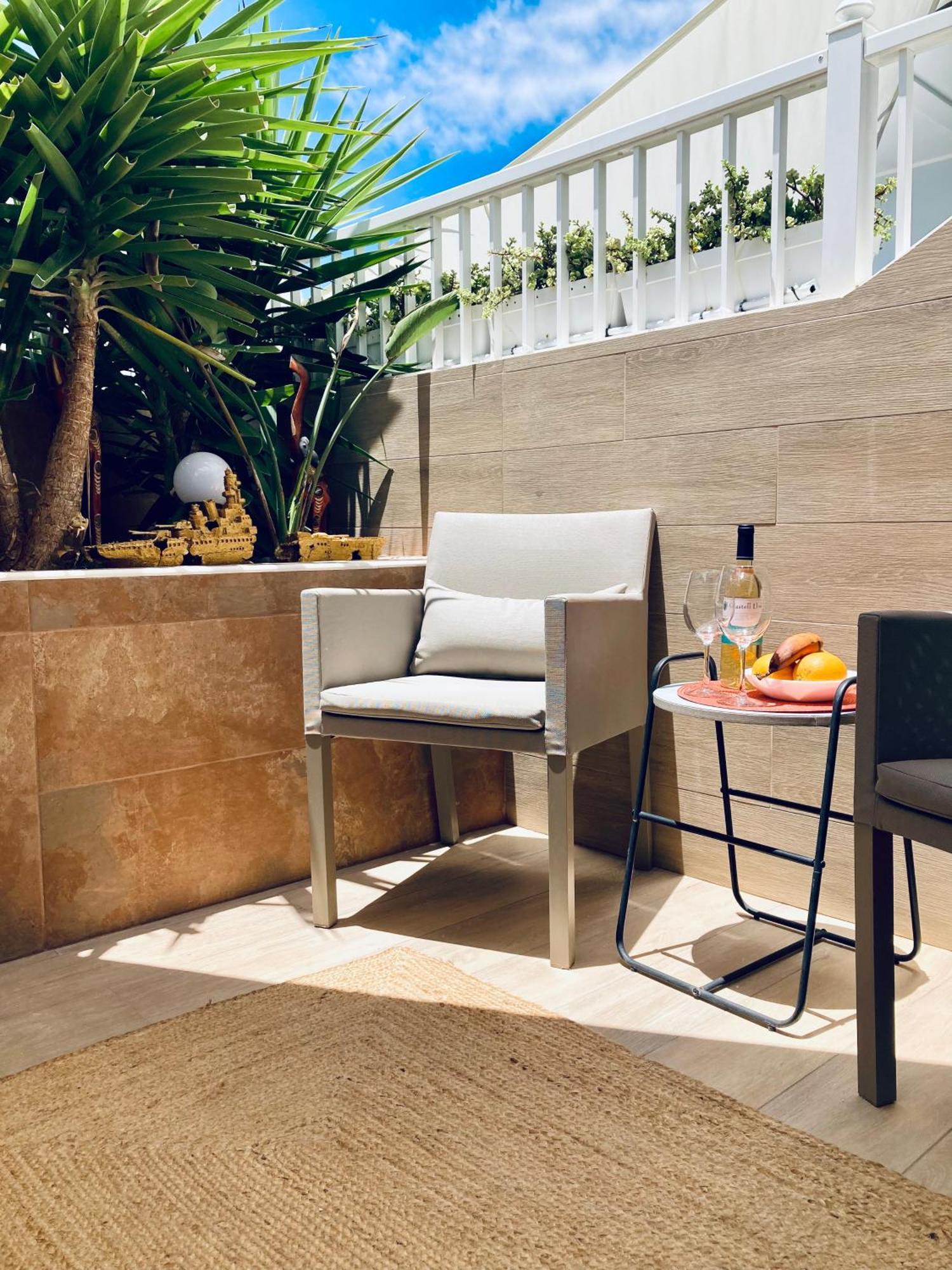 Apartment With Terrace And Pool, Los Cristianos Los Cristianos  Ngoại thất bức ảnh